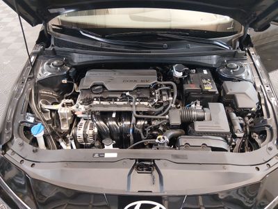 2024 Hyundai Elantra - Photo 9