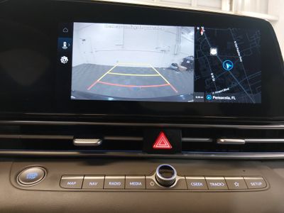 2024 Hyundai Elantra - Photo 16