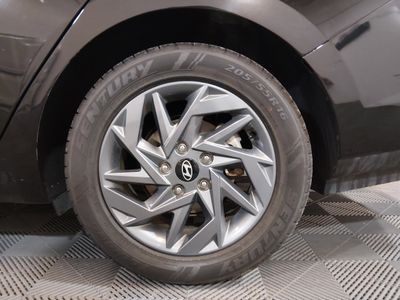 2024 Hyundai Elantra - Photo 10