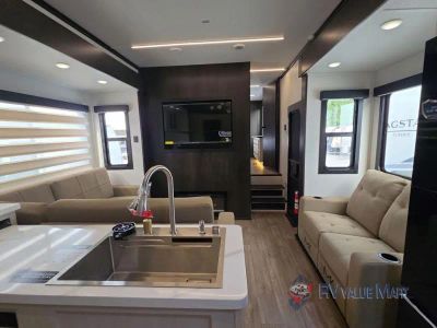 2027 Forest River RV Rogue — photo 14 view