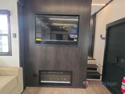 2027 Forest River RV Rogue — photo 10 view