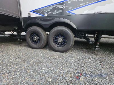 2027 Forest River RV Rogue — photo 7 view