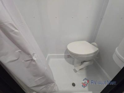 2027 Forest River RV Rogue — photo 17 view