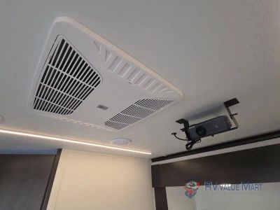2027 Forest River RV Rogue — photo 15 view