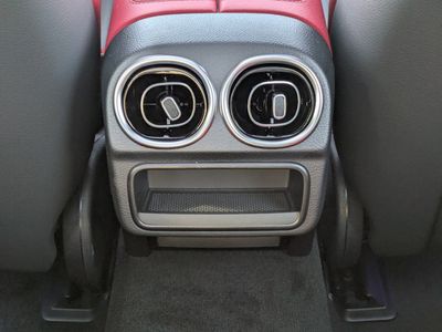 2026 Mercedes-Benz C-Class - Photo 15
