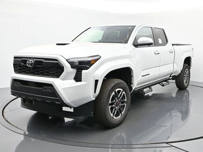 2025 Toyota Tacoma - Photo 1