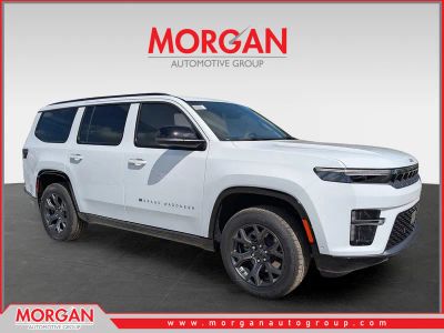2026 Jeep Grand Wagoneer Limited Altitude in White/off-white — front three-quarter view