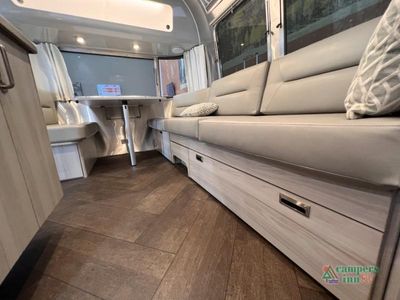 2025 Airstream International - Photo 13
