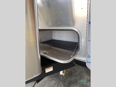 2025 Airstream International - Photo 9