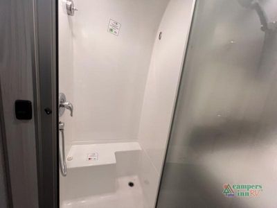 2025 Airstream International - Photo 20