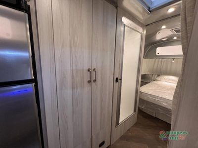 2025 Airstream International - Photo 17