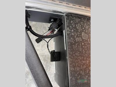 2025 Airstream International - Photo 34