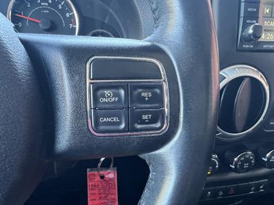 2015 Jeep Wrangler-Unlimited — photo 13 view