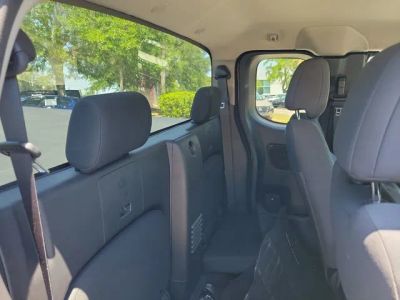 2023 Nissan Frontier — photo 27 view