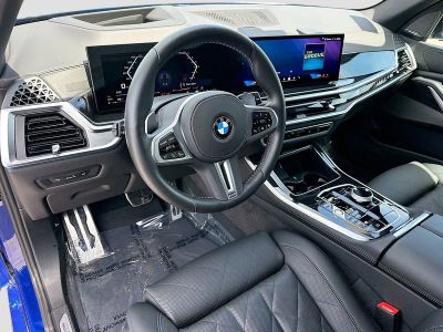 2026 BMW X5 — photo 9 view