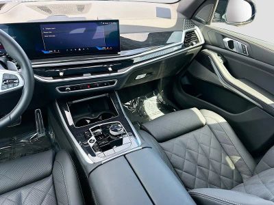 2026 BMW X5 — photo 21 view