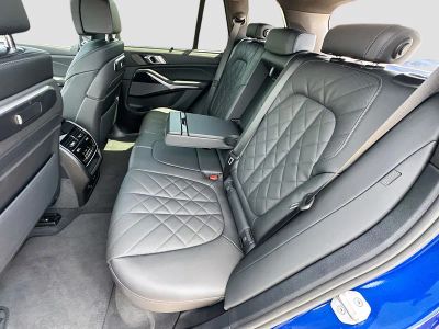 2026 BMW X5 — photo 22 view