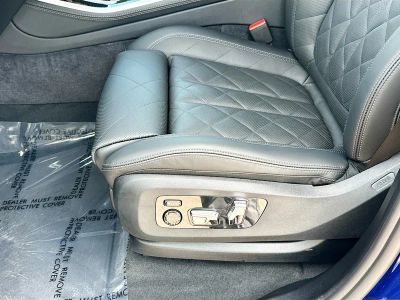 2026 BMW X5 — photo 17 view