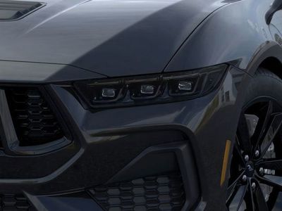 2026 Ford Mustang - Photo 4