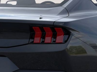 2026 Ford Mustang - Photo 8