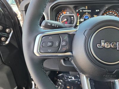 2026 Jeep Wrangler — photo 17 view