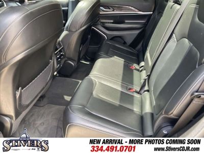 2022 Jeep Grand Cherokee - Photo 14