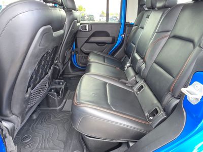 2022 Jeep Gladiator — photo 17 view
