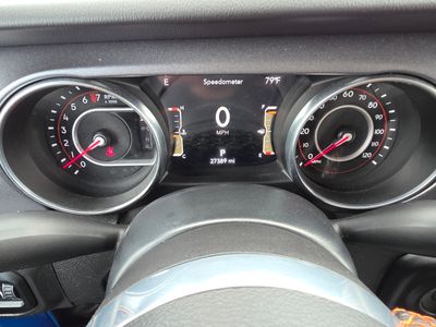 2022 Jeep Gladiator — photo 28 view