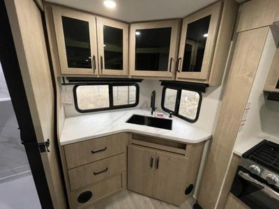 2026 Grand Design Imagine XLS - Photo 14