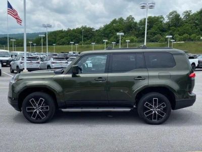 2024 Lexus GX — side profile view