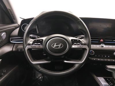 2024 Hyundai Elantra - Photo 12
