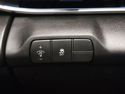 2024 Hyundai Elantra - Photo 13