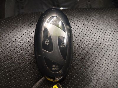 2024 Hyundai Elantra - Photo 15