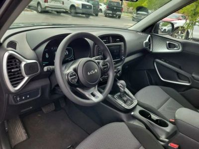 2024 Kia Soul — photo 12 view