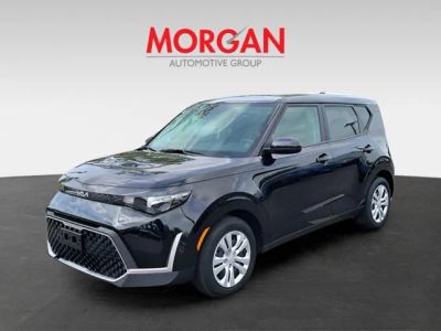 2024 Kia Soul — interior view