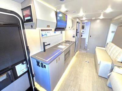 2026 Winnebago VIEW - Photo 6