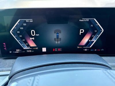 2023 BMW X7 — photo 41 view