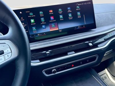 2023 BMW X7 — photo 28 view