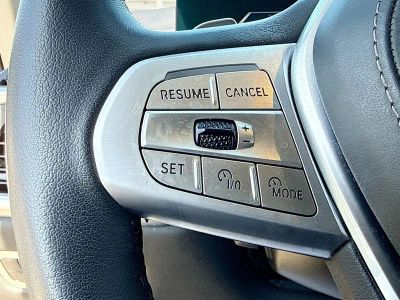 2023 BMW X7 — photo 38 view