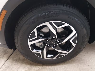 2025 Kia Sportage — photo 10 view