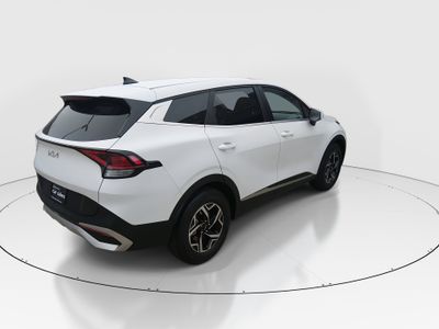 2025 Kia Sportage — photo 7 view