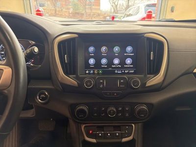 2022 GMC Terrain Denali — photo 15 view