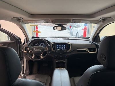 2022 GMC Terrain Denali — photo 17 view