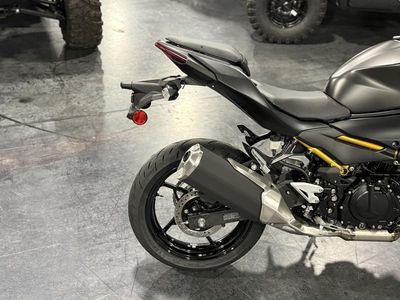 2026 Kawasaki Z500 ABS — photo 9 view