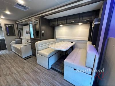 2024 Thor Motor Coach Magnitude - Photo 18