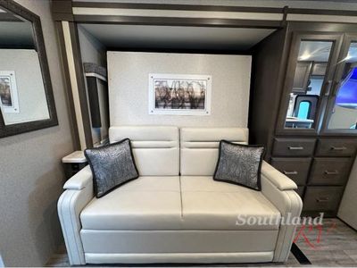 2024 Thor Motor Coach Magnitude - Photo 20