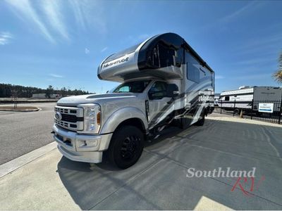 2024 Thor Motor Coach Magnitude - Photo 9