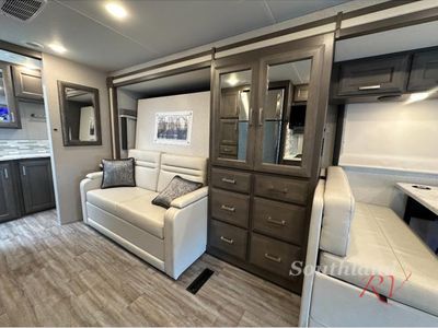 2024 Thor Motor Coach Magnitude - Photo 19