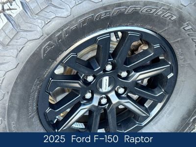 2025 Ford F-150 - Photo 13