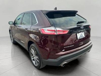 2022 Ford Edge — detail view